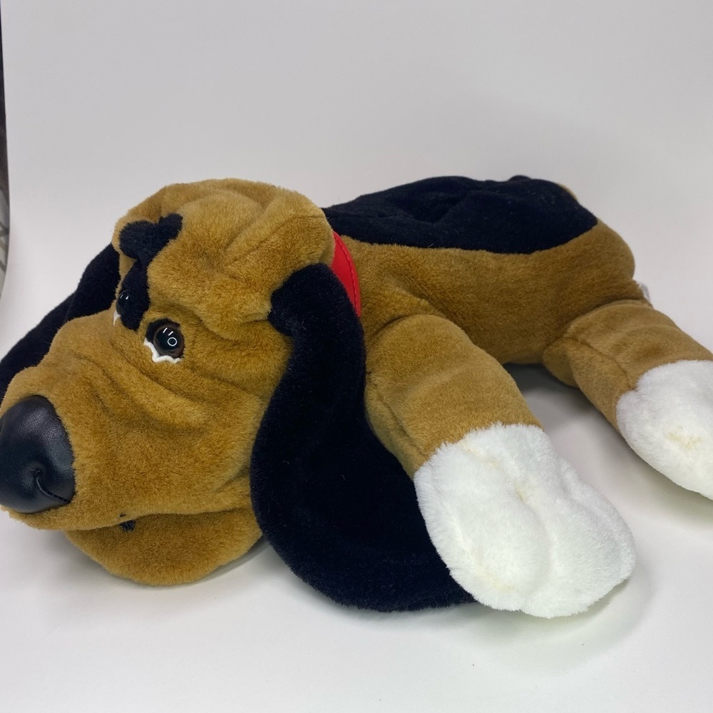 Vintage Dan Dee‎ Bassett hound stuffed dog plush